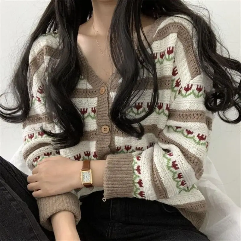 Корейский винтажный свитер с цветочным принтом кардиган женский сексуальный