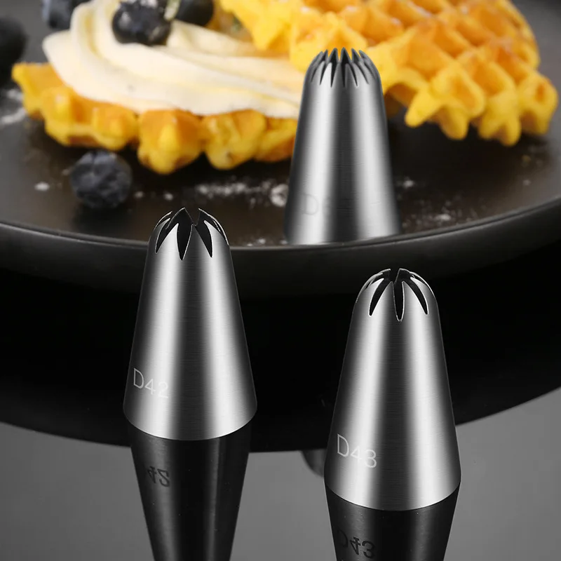 

304 Stainless Steel Cream Nozzles Cake Decorating Icing Piping Seamless Flower Mouth Cupcake Muffin Squeezer DIY Baking Tools