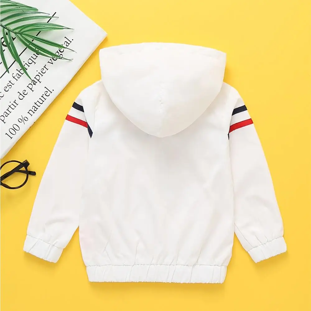 Новинка модная детская одежда куртки для мальчиков ветровка с капюшоном Детские