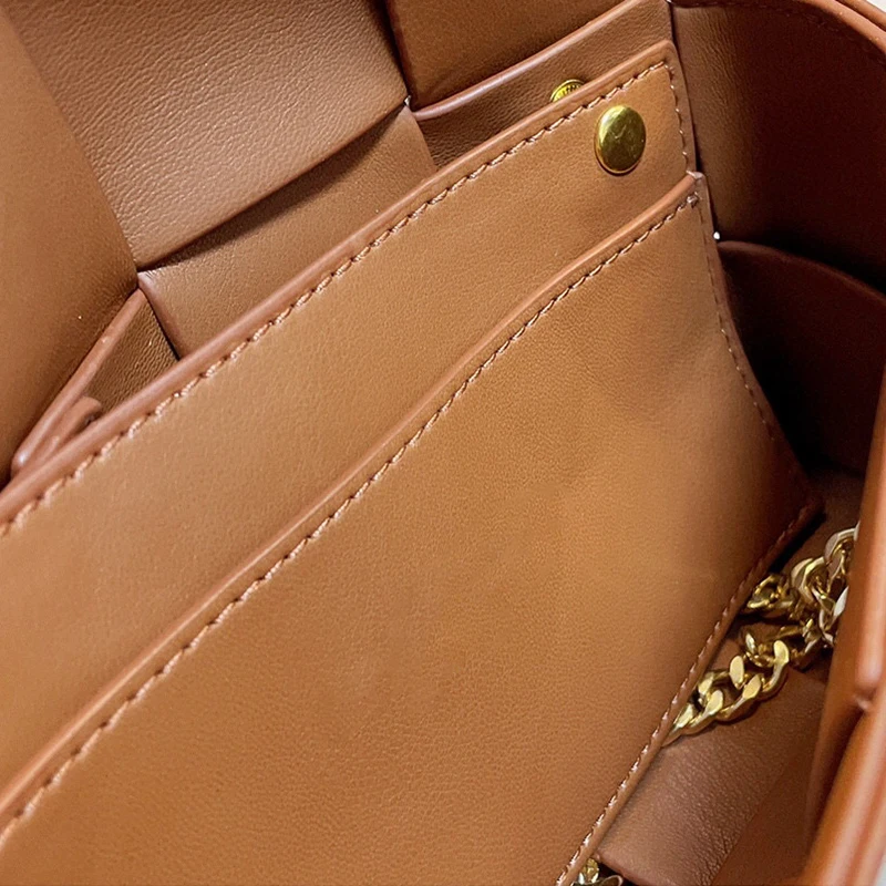 

Brand Design Woven Handbag Top Quality First Layer Cowhide Women Bag Solid Color Flap Shoulder Crossbody Bag Purse