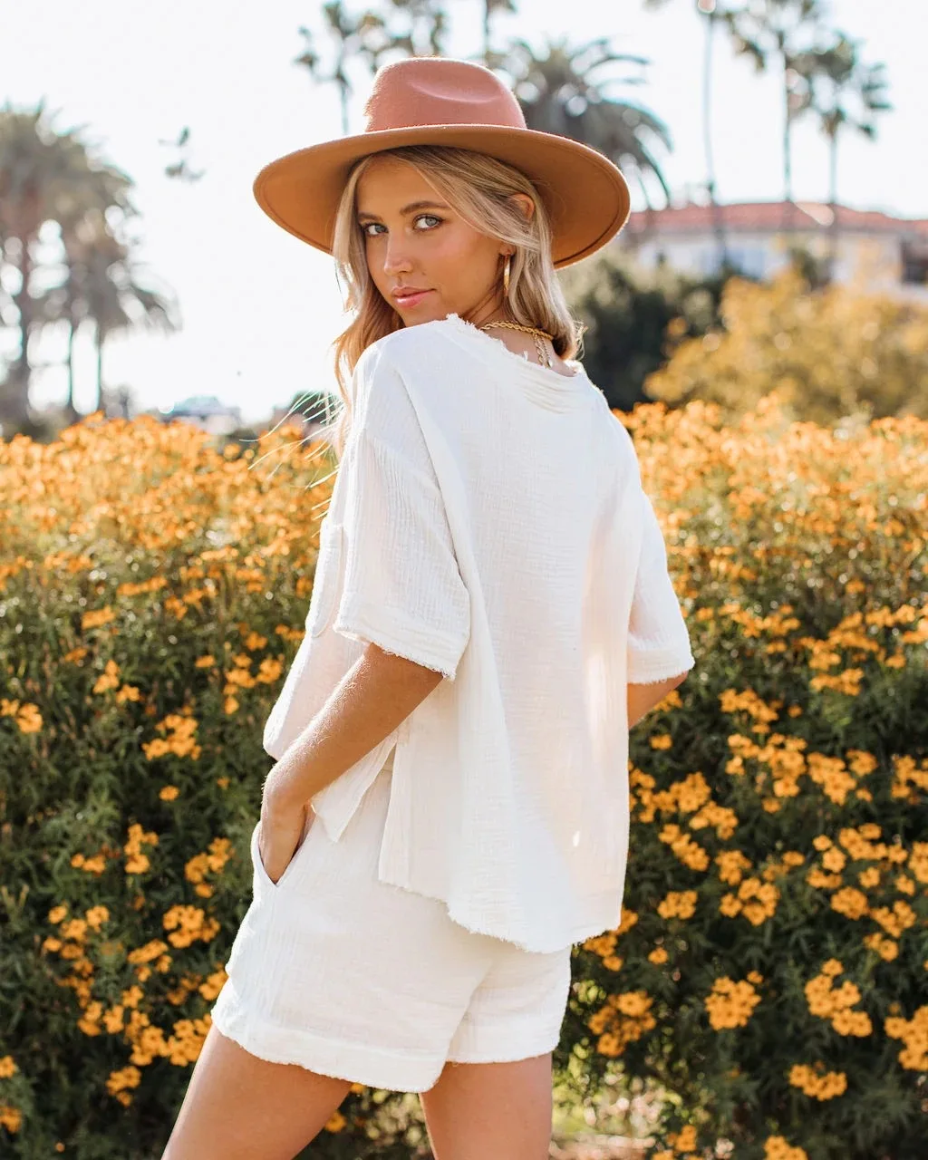 

Pure Color Cotton And Linen T Blood Suit Fashion Simple Pocket Pleated Shorts Summer Vacation Beach Female Two-Piece Suit