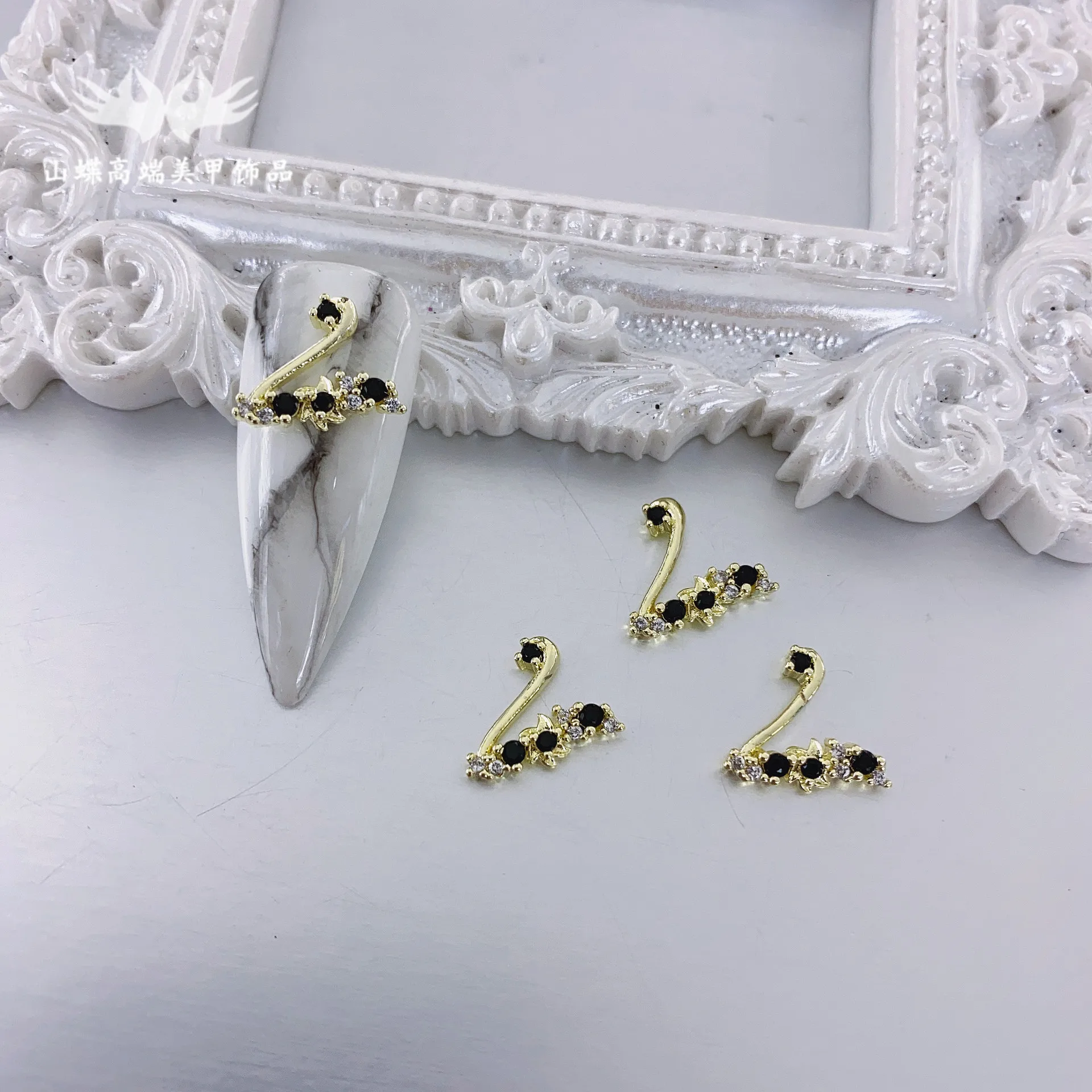 

Luxury Nail Rhinestone Black Diamond Black Swan Zircon Micro Rhinestone Ornament nail decoration 3d nail art