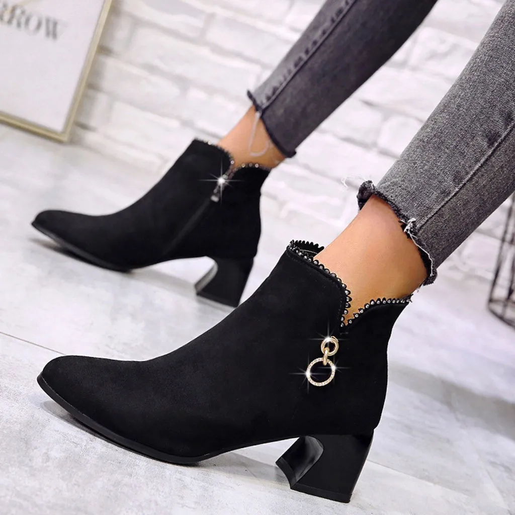 Женские замшевые ботильоны модные зимние однотонные ботинки из флока на молнии с