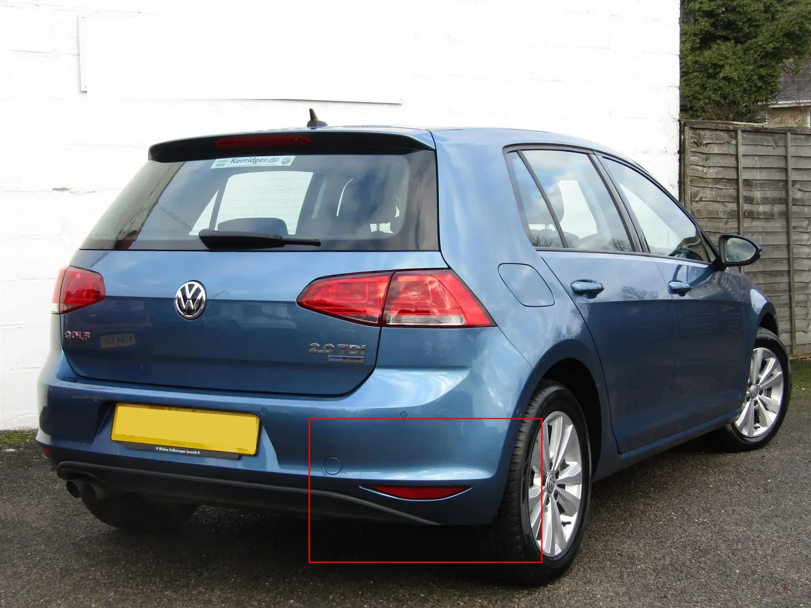 Правый отражатель заднего бампера для VW Golf MK7 2012-2016 5G0945106 |