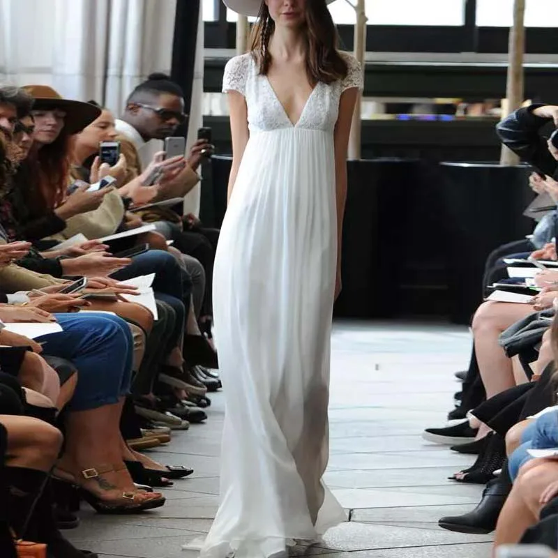 

New Dating white lace court northern wind dress v neck dress long female temperament elegant long