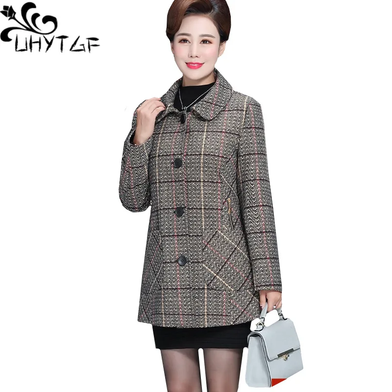 

UHYTGF Women winter coats Middle-aged female elegant woolen coat loose 6XL plus size jacket Fashion striped autumn wool coat 843