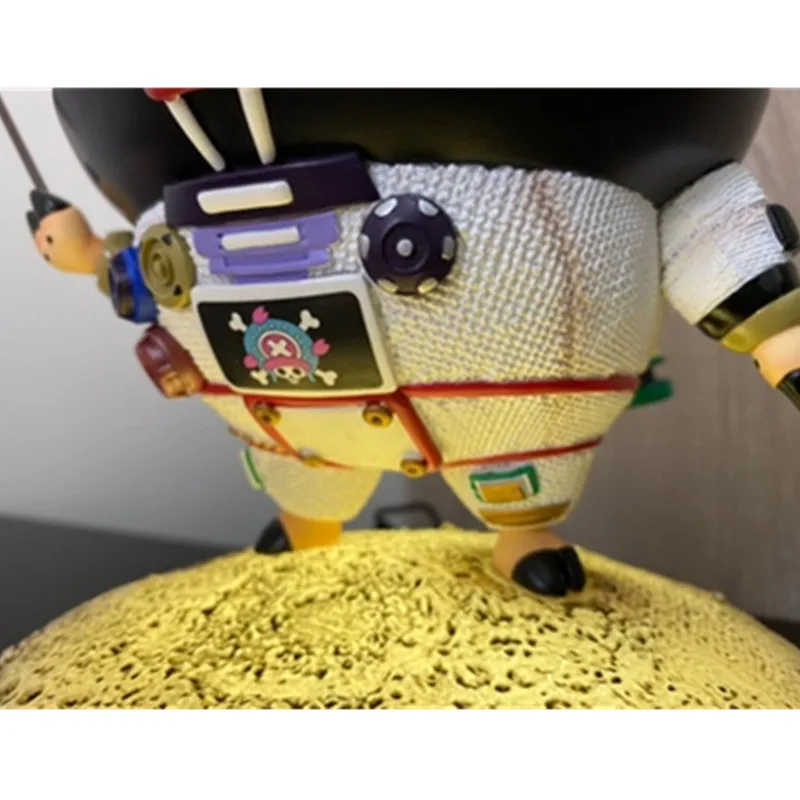 

8.7" Anime ONE PIECE Tony Tony Chopper Astronaut Series Luffy's Partner GK Resin Box Action Figure Collect Model Toy Gift E48