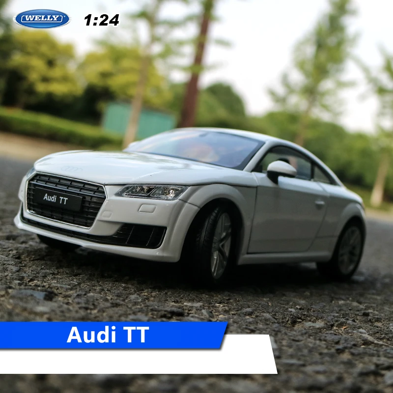 Audi TT Welly 1:24 Audi R8 V10 TT автомобиль сплав модель автомобиля моделирование автомобиля украшение коллекция Подарочная игрушка Литье под давлением модель игрушка для мальчиков - Цвет: Audi TT