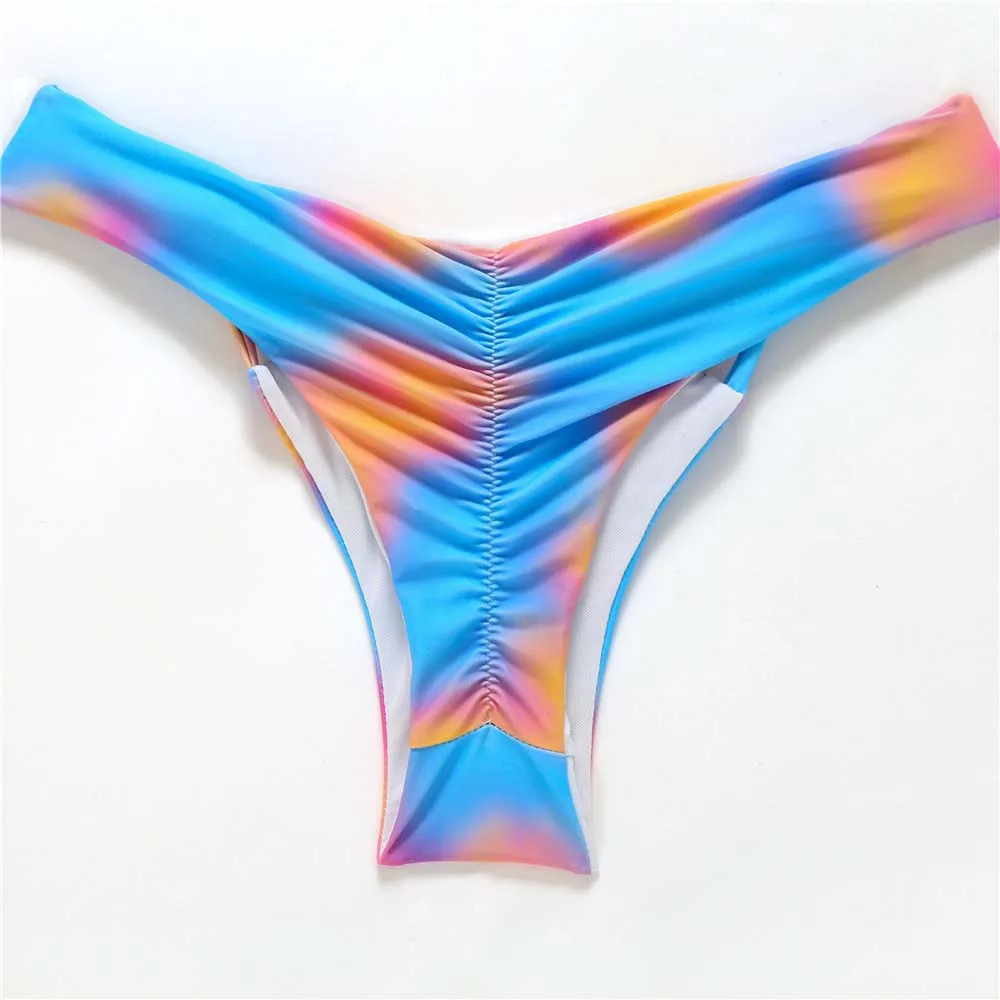 

Paotang 2021 Summer New Fashion Trend Tie Dye Bikini Set Sexy Split Woman Swimsuit Wrinkled Color Printed Beach Suit Two-Piece