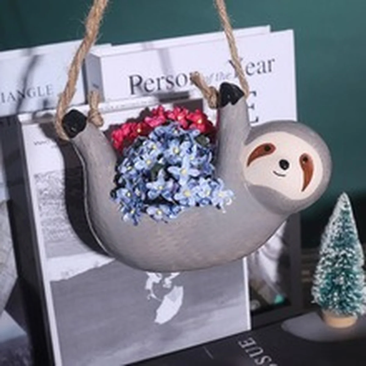 

2 Colors Ceramic Sloth Shaped Flower Pots Corridor Hanging Plant Pot Succulents Plants Flower Vase Decoration Home Garden Decor