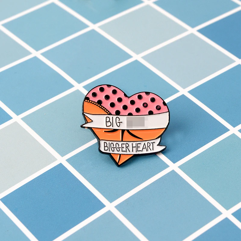 Булавки в форме ягодиц и сердца броши аксессуары для рюкзака куртки сумки