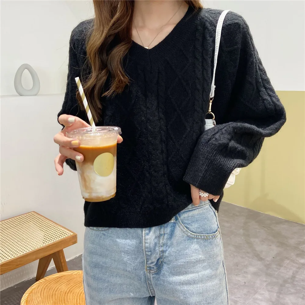

Autumn Winter Women Sweaters V-neck Long Sleeve Korean Style Black White Casual Sweaters Harajuku Fashion New Female Clothes