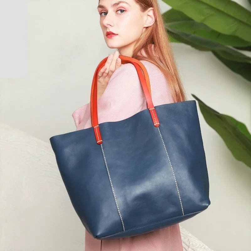 

Сумка-тоут женская из натуральной кожи, модный вместительный саквояж на плечо, красивый чемоданчик в офисном стиле