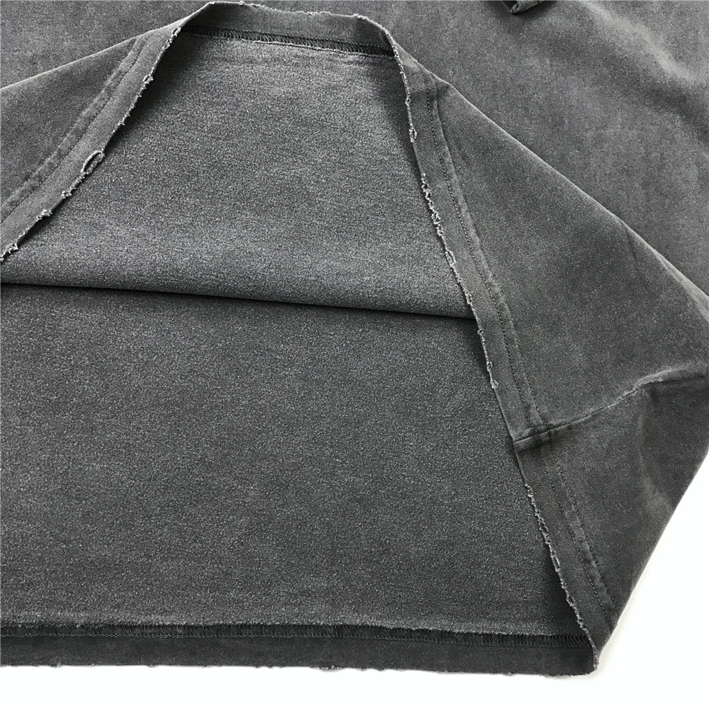 

Patched Pocket Ripped Cotton T-shirt Hip Hop Relaxed Fit Garment-Washed Tee Streetwear