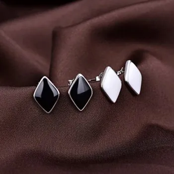 

S925 Silver Studs Korean Version of The Fashion Diamond Earrings Women's Hundred Set of Pure Silver Jewelry HBE683
