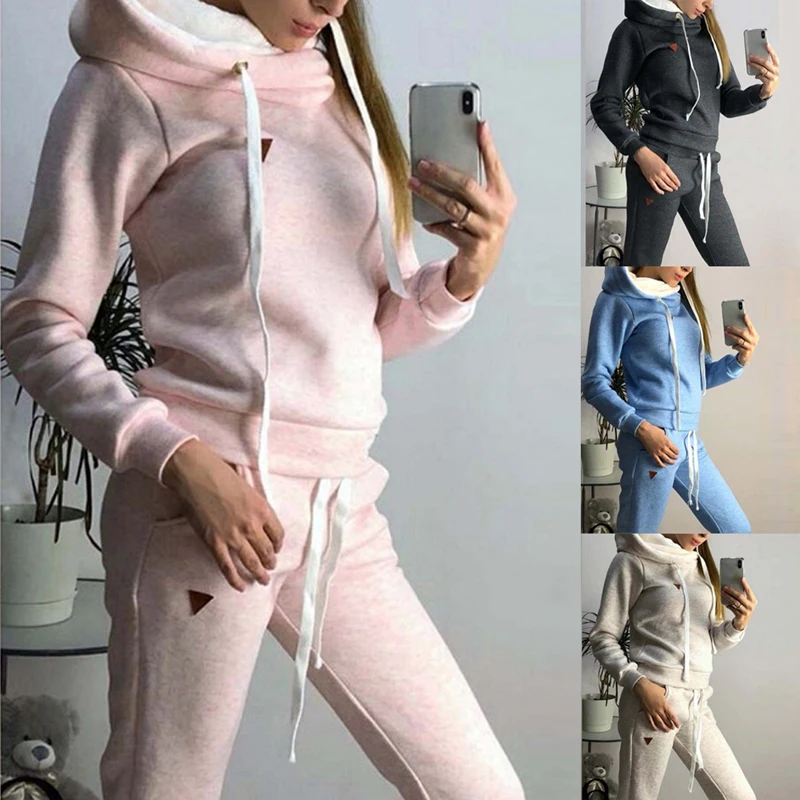 

2020 Women's Autumn and Winter New Fleece Fashion Leather Chapter Casual Sports Suit Sweatshirt Tracksuit Women Pants Set