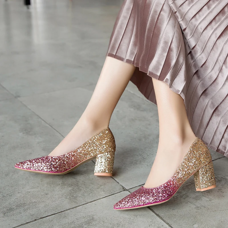 Разноцветные шикарные туфли-лодочки на высоком каблуке женская обувь коллекция