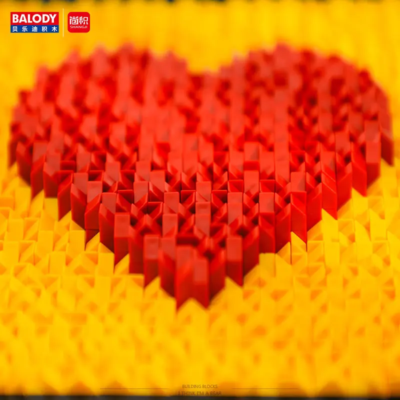 Микро конструктор Balody Pixel с красным сердечком набор конструкторов сделай сам