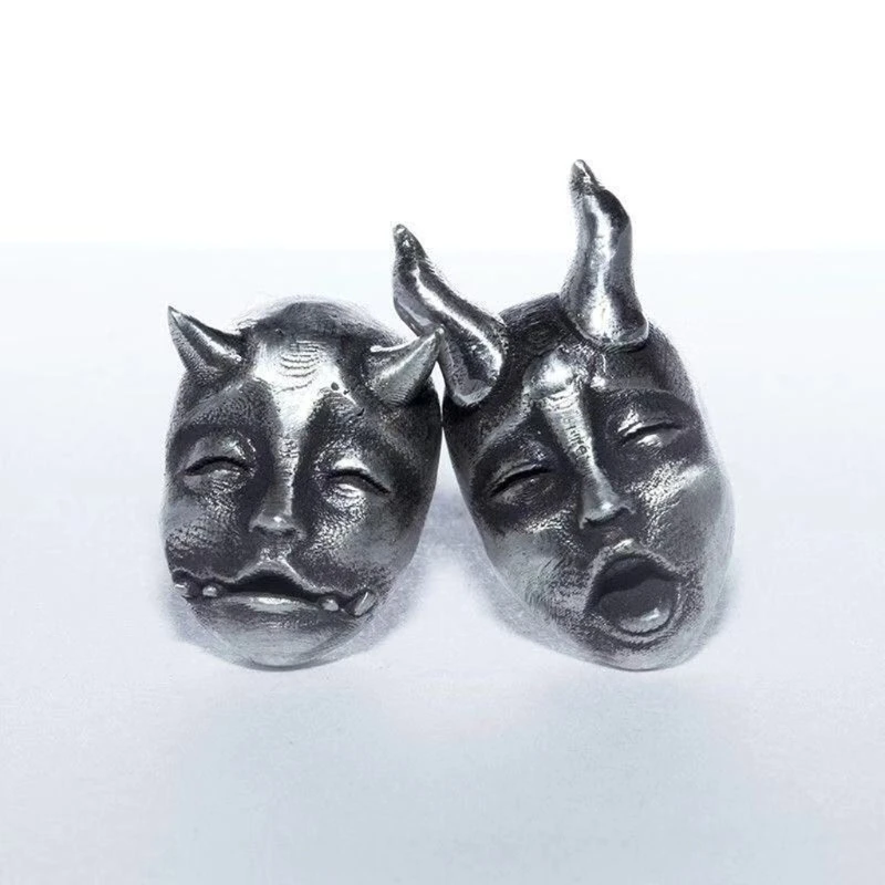 

Gothic Horned Demon Baby Face Stud Earrings Vintage Devil Prajna Skull Earrings Unisex Biker Punk Evil Studs Jewelry R9JE