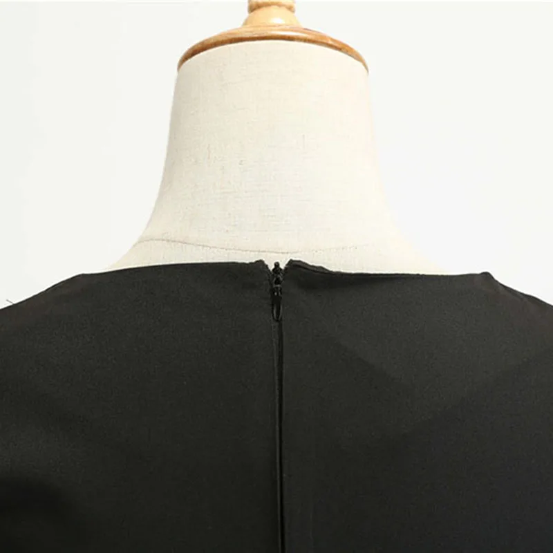 Женское винтажное платье в стиле рокабилли красное с пышной юбкой 50-60-х годов