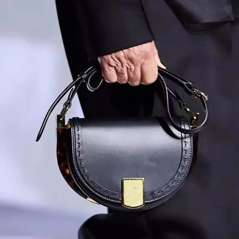 

2021 new fashion leather handbags horseshoe buckle retro cowhide wide shoulder strap saddle bag shoulder diagonal semicircle bag