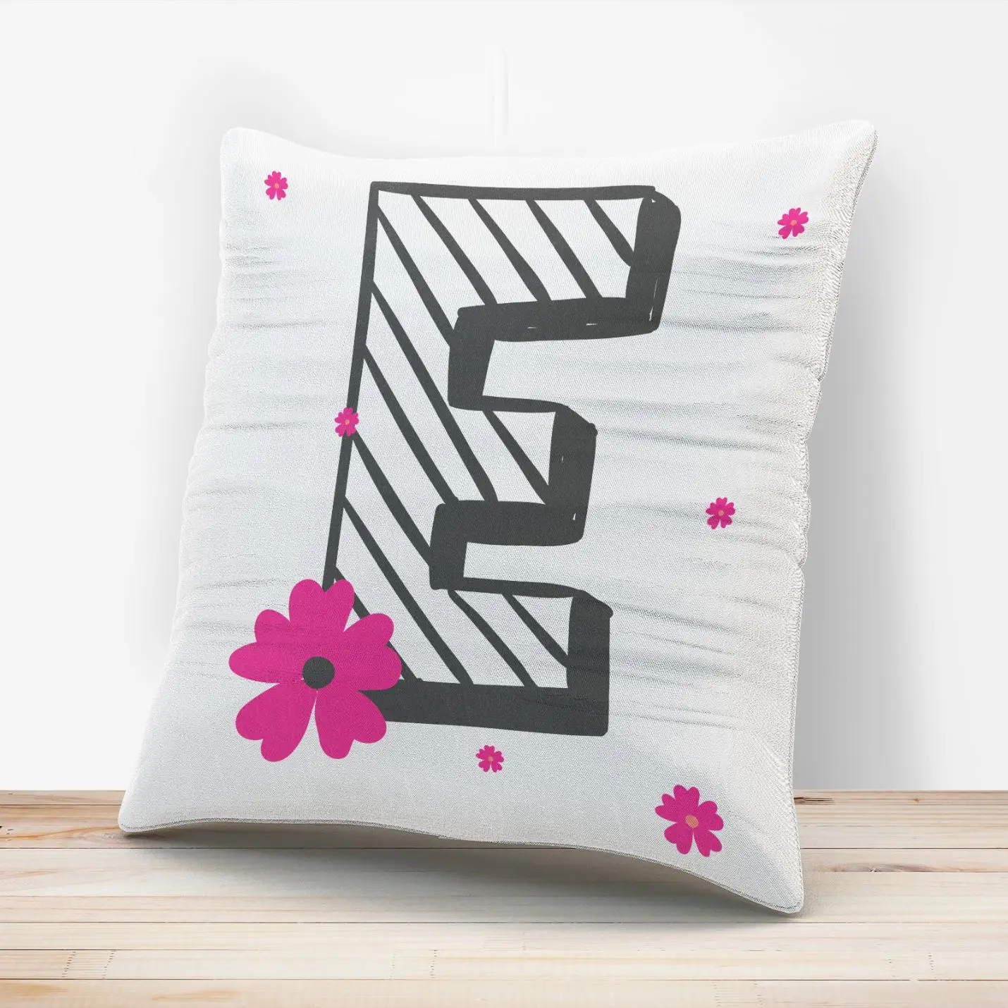 

E Letter Design Pillow Case