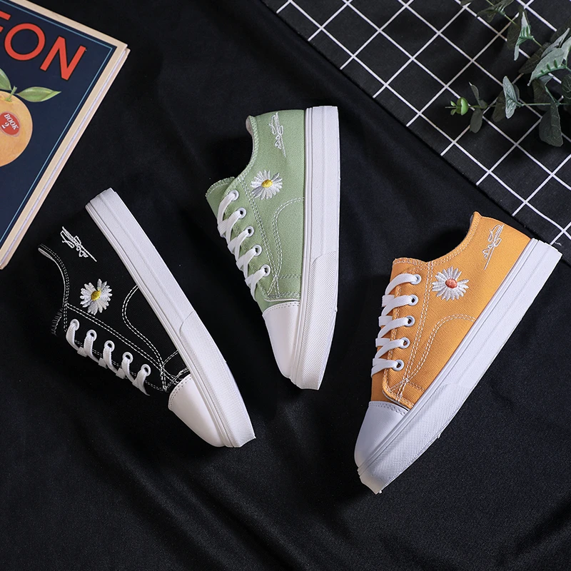 

Woman Sneakers Canvas with Lace-up Cute Girls White Shoes Spring New Female Casual Sneakers Platform Shoes Green