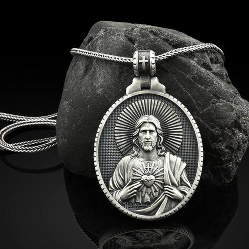 

Religious Jewelry on the neck Christian Jesus Sacred Heart Pendant Necklaces for ma Gift Catholic Retro Tag Men's chain Necklace