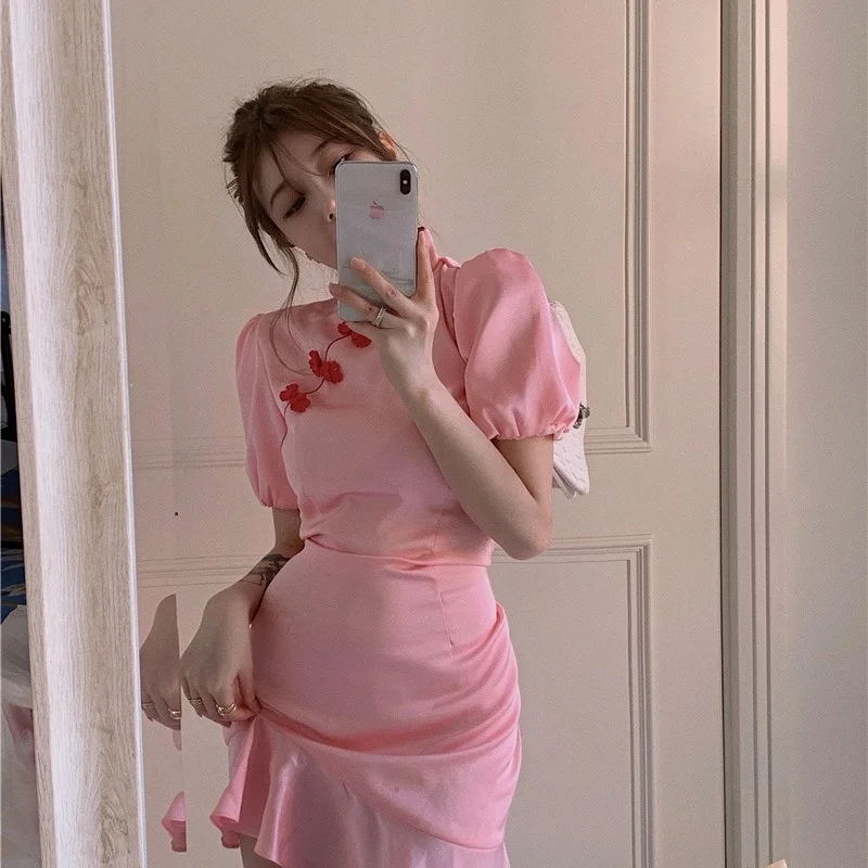 Женское атласное платье Ципао элегантное с французским пышным рукавом розовое