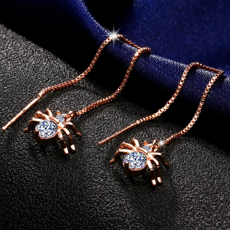 

S925 Silver Needle Small Animal Spider Piercing Earrings Women Fashion New Popular Versatile Temperament Design Sense Ear Thread