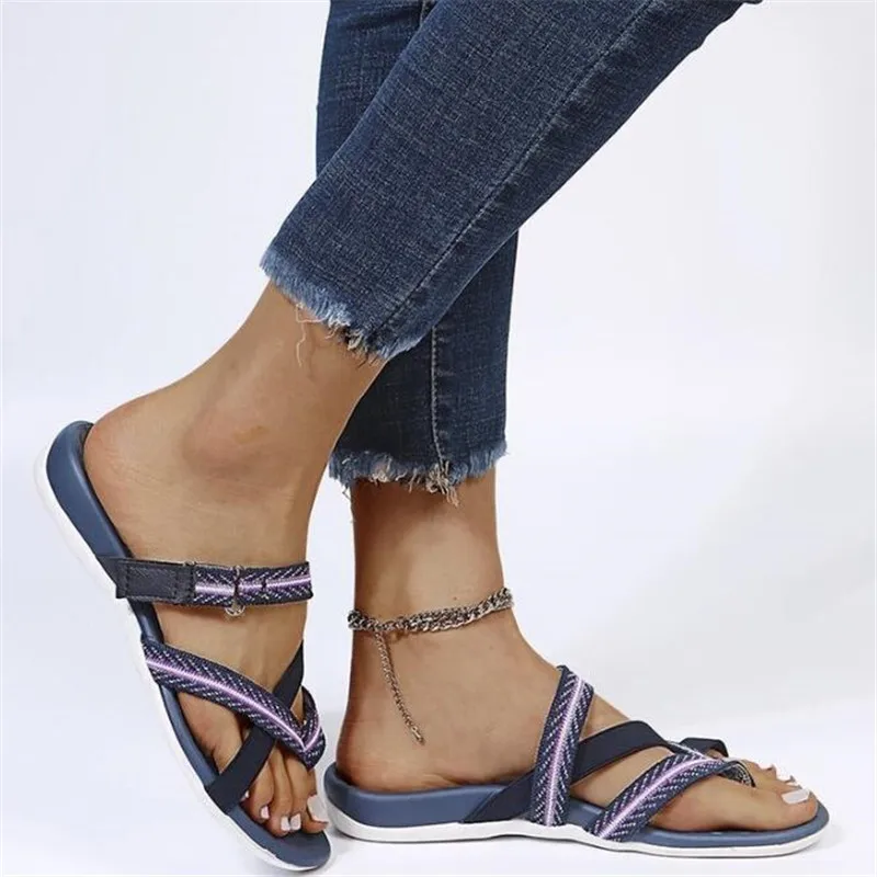 

Summer new flip-flops women's sandals fashion flat women sandals and slippers large size casual platform womens shoes slides