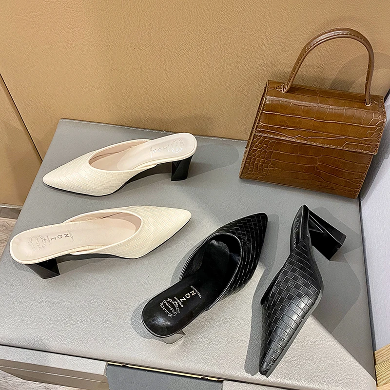 

YUKE Female Summer Spring Casual Sexy Solid Outside High Heels Women Modern Pointed Toe Mature Handmade Breathable Slippers