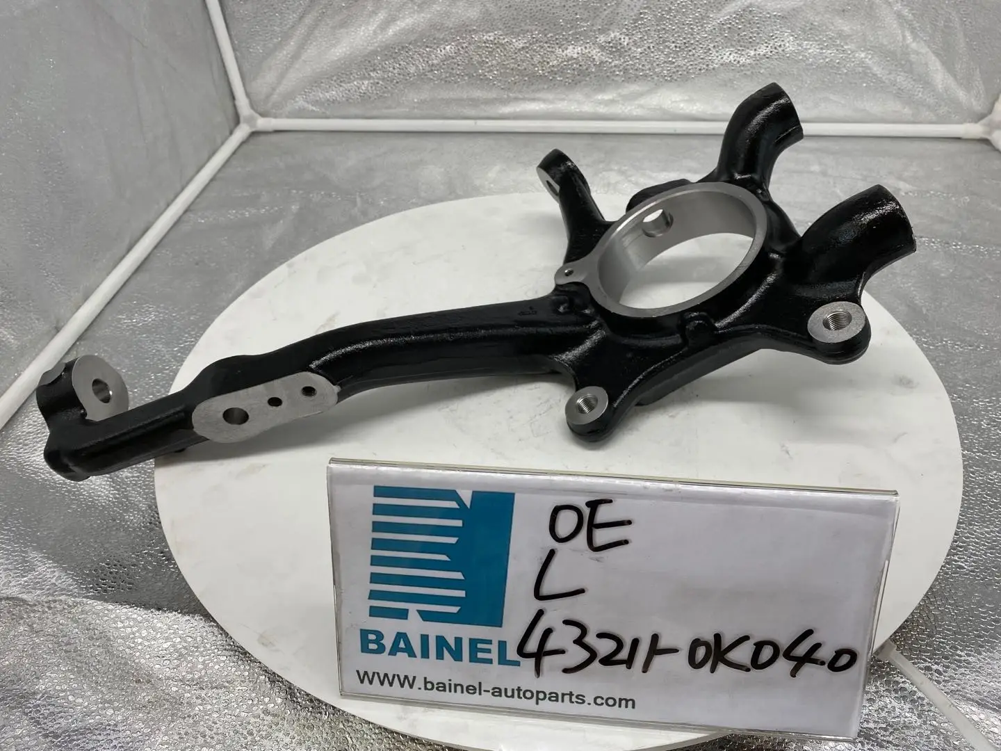 

Auto steering knuckle for chassis steering and suspension system parts OE L/43211-0K040 R/43212-0K040