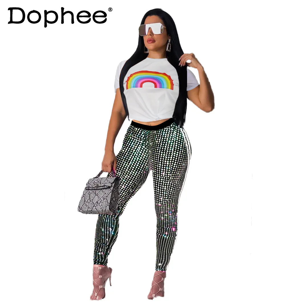 

Европейский модный костюм с брюками для отдыха, облегающая футболка с радужным принтом с коротким рукавом и брюки с блестками, комплект из д...