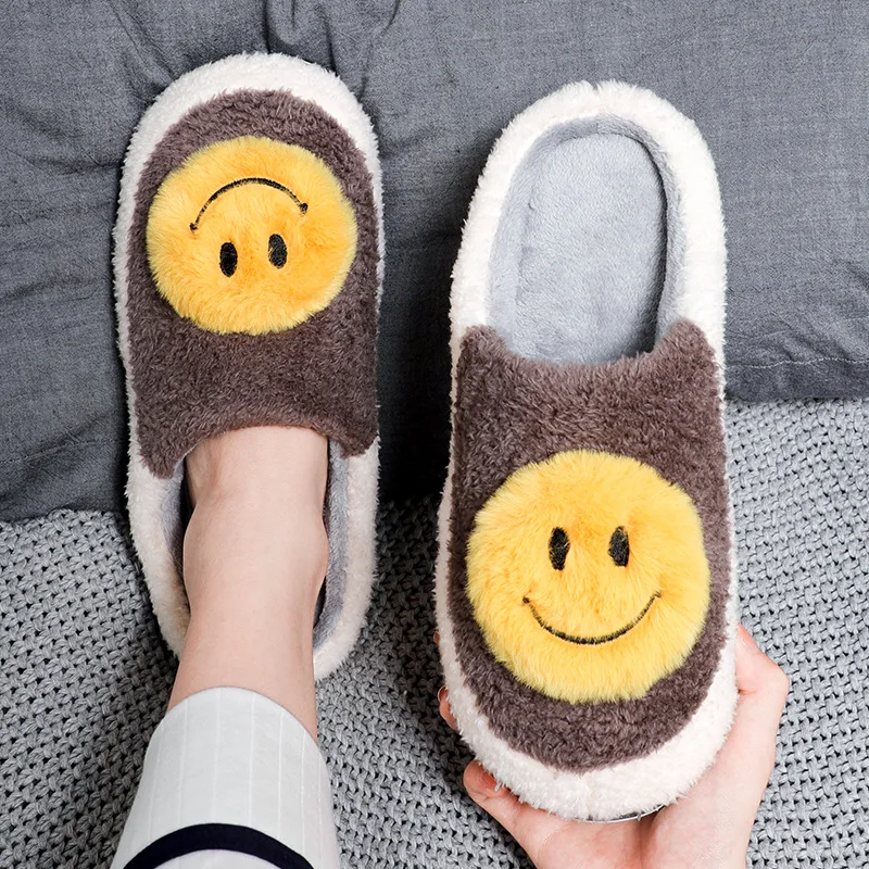 2021 New Smiling Face Cotton Slippers Female Winter Home Indoor Floor Mute Non-Slip Warm Couple Plush Household Cotton Slippers