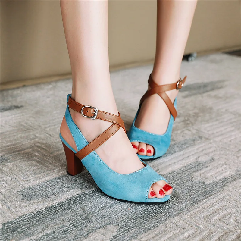 Женские туфли лодочки на высоком каблуке с открытым носком и леопардовым