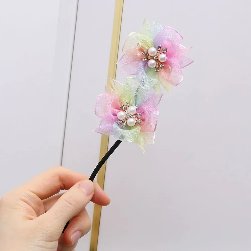 

Заколка для волос ручной работы с бантом и цветами