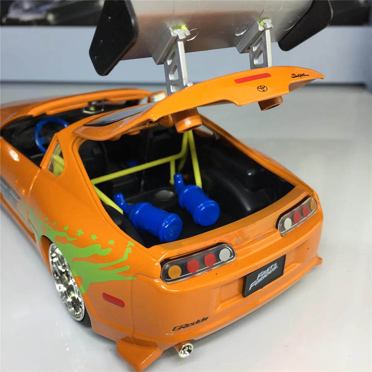 2021 Новинка 1:24 TOYOTA Supra 1995 игрушечный автомобиль из сплава Diecast и игрушечные машинки