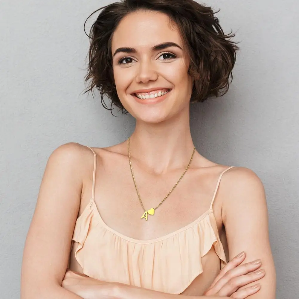 Ожерелье BONISKISS с подвеской в форме сердца буквами из нержавеющей стали |