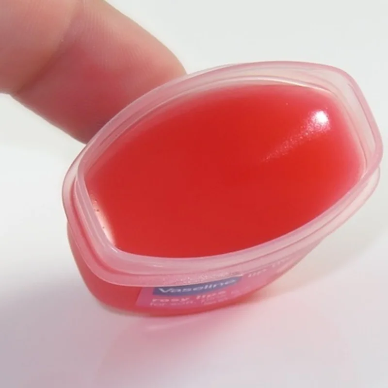 Набор из 4 штук бальзама для губ Vaseline, милый макияж, гигиеническая основа для помады, длительное увлажнение 7г / 0,25 унции, оригинальный маленький образец липглосса, прозрачный.