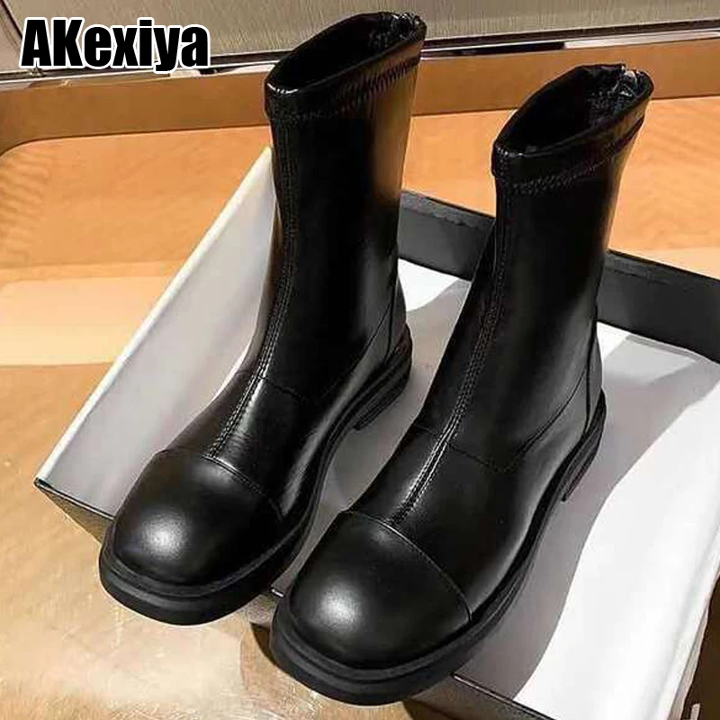 

Ботинки Челси с круглым носком, на толстой подошве