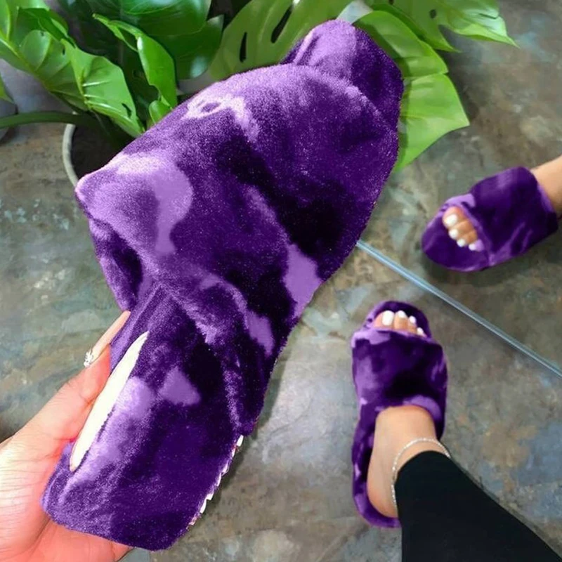 Женские меховые шлепанцы теплые тапочки на толстой подошве с принтом граффити