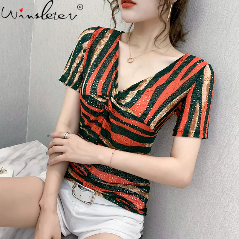 

Summer European Style T-Shirt Sexy V-Neck Drape Fashion Stripe Print Women Tops Short Sleeve Slim Plangi Tees New 2021 T13309A