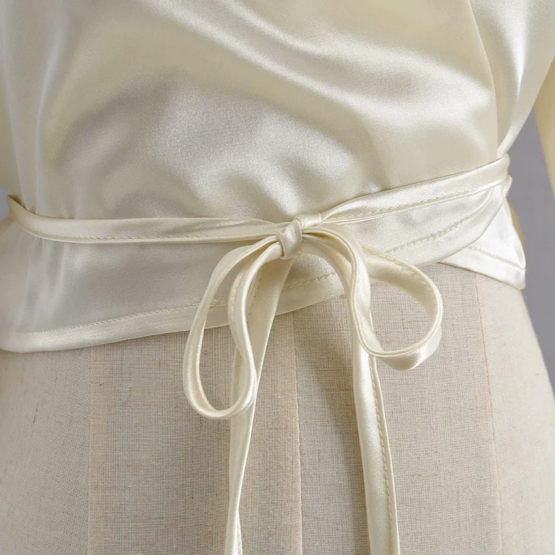 Блузка Женская атласная с длинным рукавом Модный укороченный топ запахом