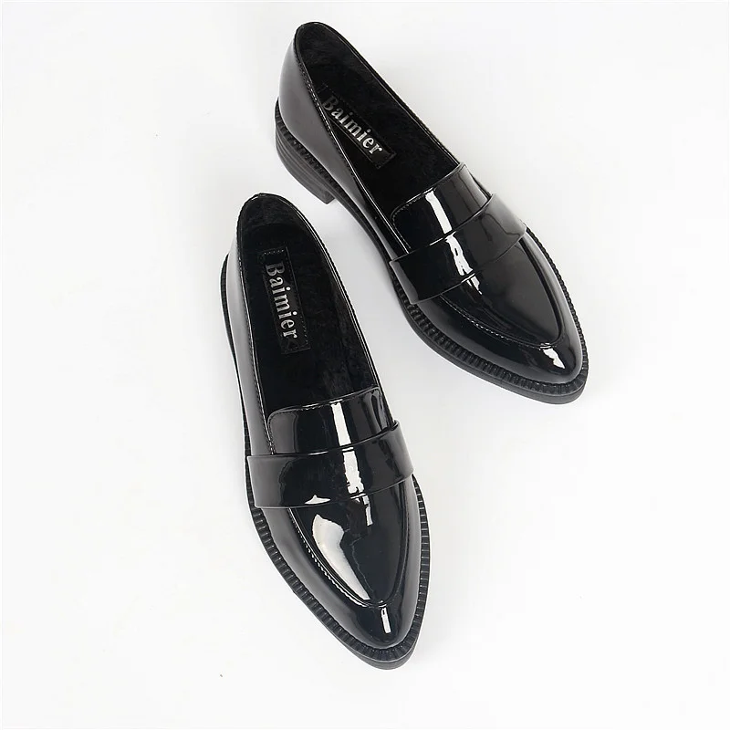 Lovers Patent Star Leather Career Shoes Women Retro Sewing Slip on Zapatos De Mujer Trendy Carving Flats Pointed Toe Pu Leather