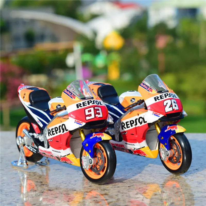 Модель мотоцикла Maisto 1:18 2015 No. 93 26 tank DUCATI Team модель автомобиля из сплава литой и
