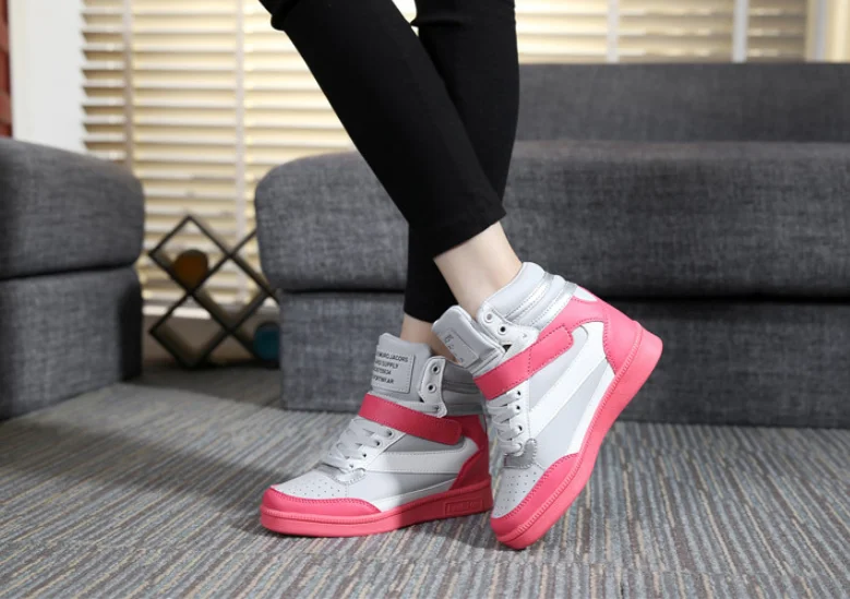 

2020 New Women Casual Women Shoes Fashion Embroidered Women Vulcanize Shoes Breathable Lace-Up Women Sneaker