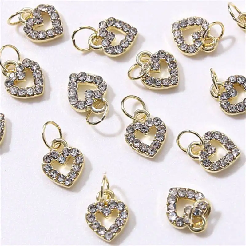 

Flash diamond nail nail hollow pendant Heart-shaped alloy fingertip decoration