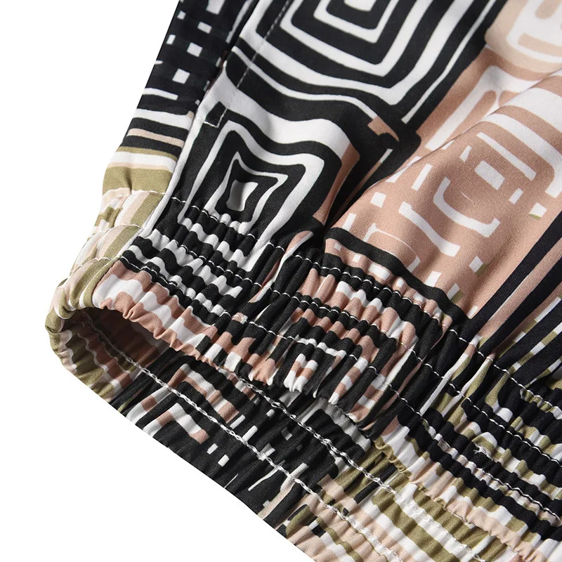 

Cross-border Men's Wear In Summer Foreign Trade Pants European Size Geometric Pattern 3d Beach Shorts Customization