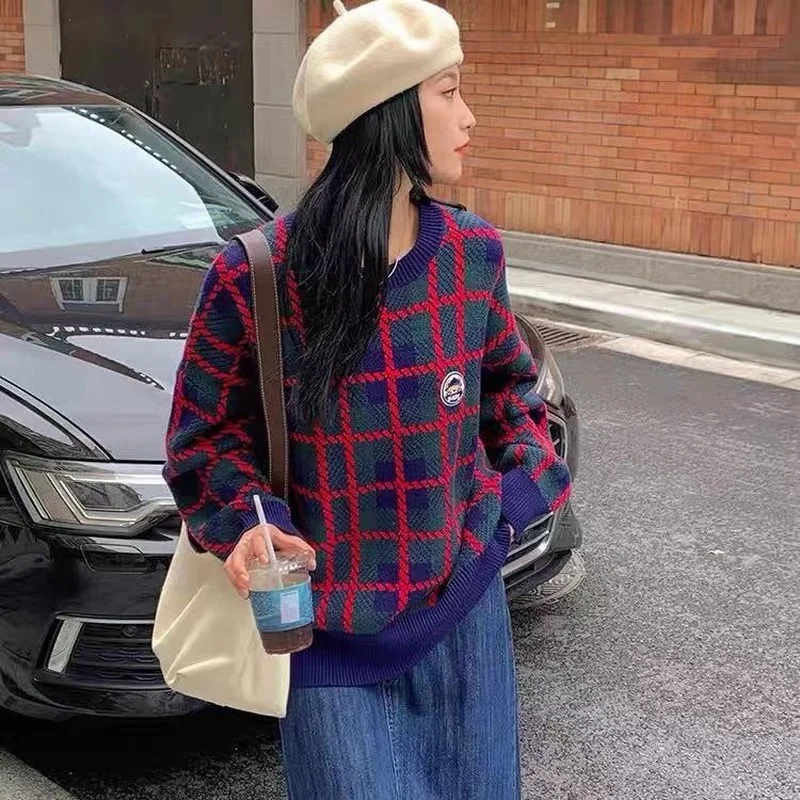 

2021 autumn and winter new Japanese retro striped plaid sweater women loose Korean knit round neck long-sleeved shirt casual